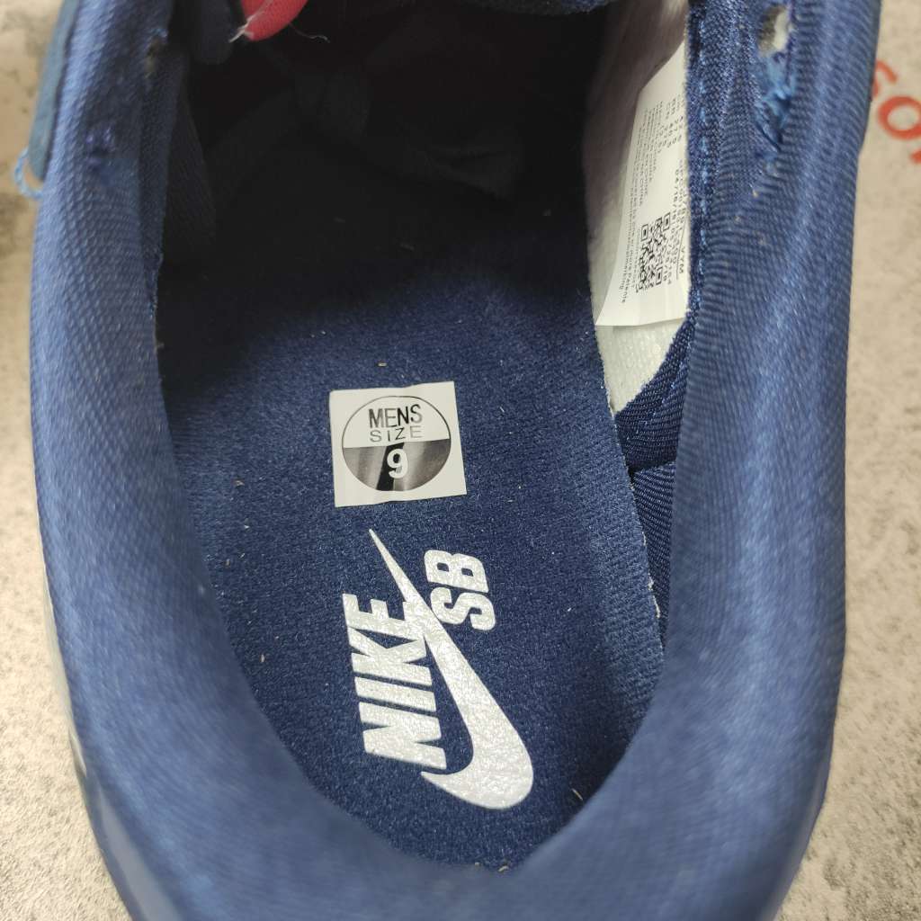 Air Jordan 1 Low SB Midnight Navy CJ7891-400