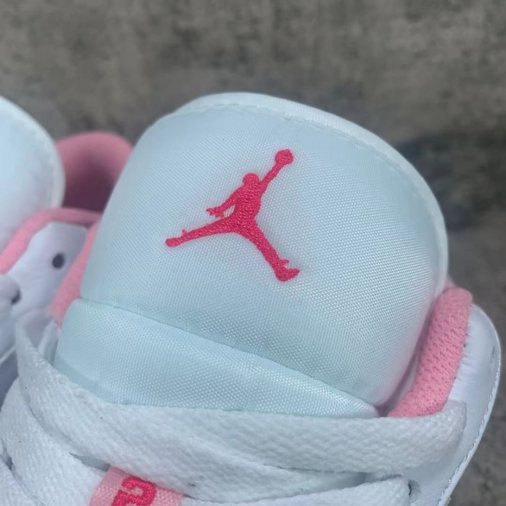 Air Jordan 1 Low SE GS Paint Drip CW7104-601