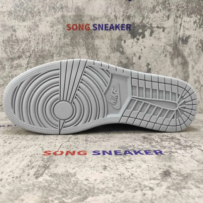Air Jordan 1 Low Smoke Grey 553558-039