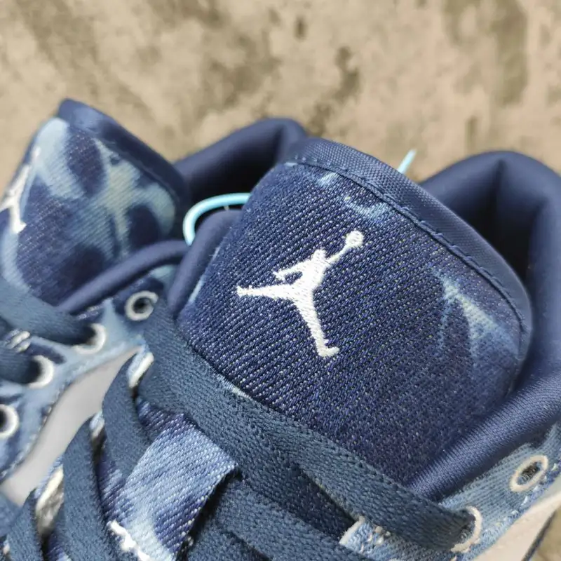 Air Jordan 1 Low Washed Denim CZ8455-100 