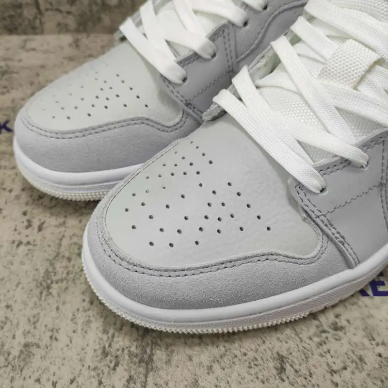 Air Jordan 1 Low White Cool Grey Wolf Grey CV3043-100