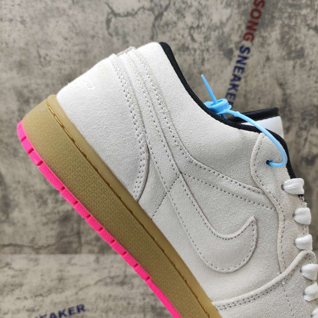 Air Jordan 1 Low White Gum Hyper Pink 553558-119