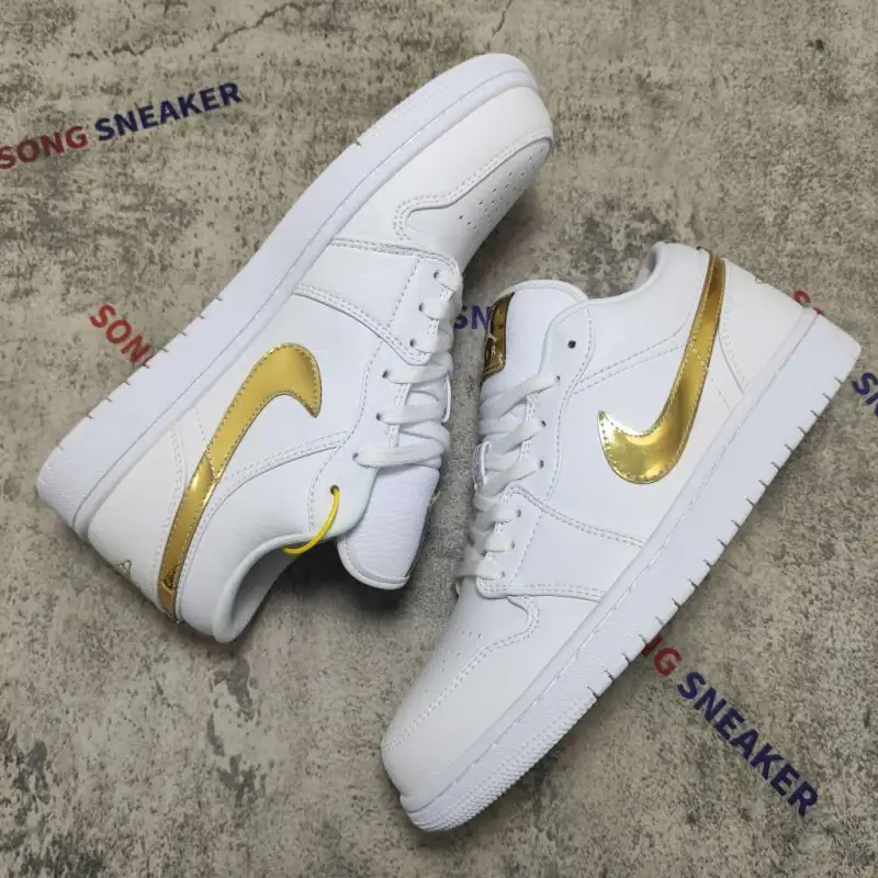 Air Jordan 1 Low White Metallic Gold (W) CZ4776-100