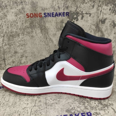 Air Jordan 1 Mid Bred Toe 554724-066 02