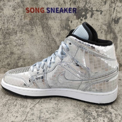 Air Jordan 1 Mid SE Disco Metallic Silver (W) CU9304-001 02