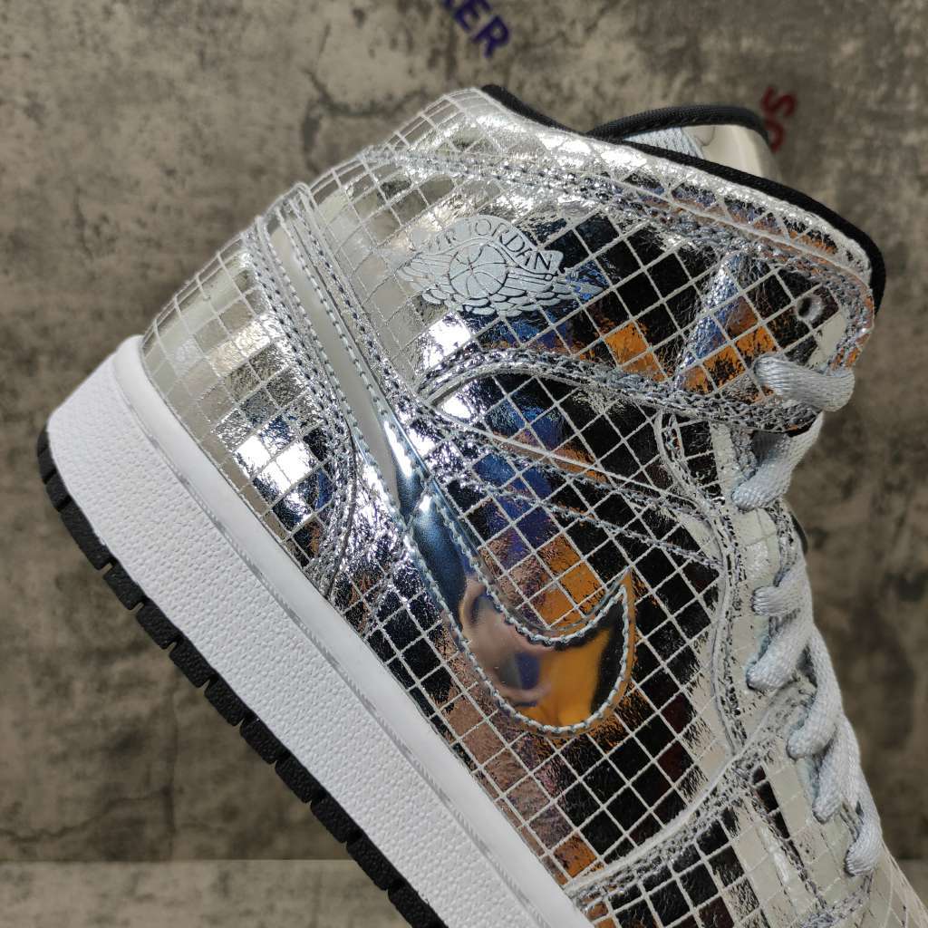 Air Jordan 1 Mid SE Disco Metallic Silver (W) CU9304-001