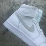 Air Jordan 1 Retro High 85 Neutral Grey BQ4422-100