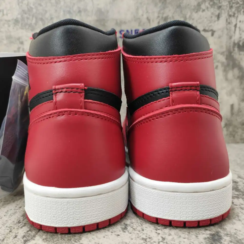 Air Jordan 1 Retro High 85 Varsity Red BQ4422-600
