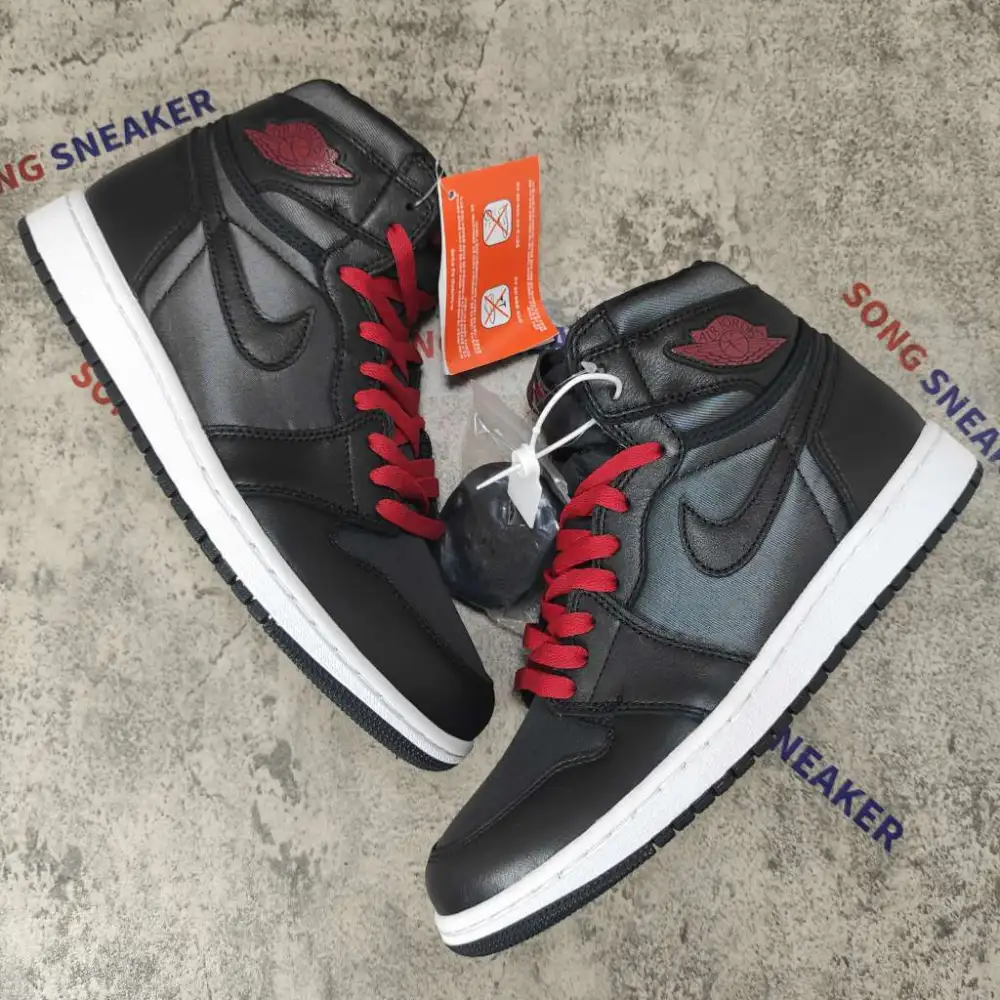 Air Jordan 1 Retro High Black Satin Gym Red 555088-060