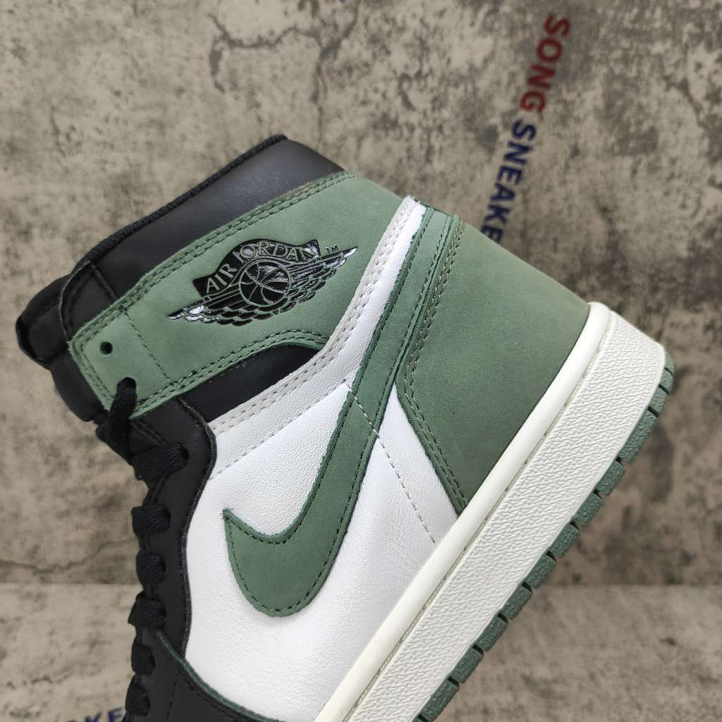 Air Jordan 1 Retro High Clay Green 555088-135 