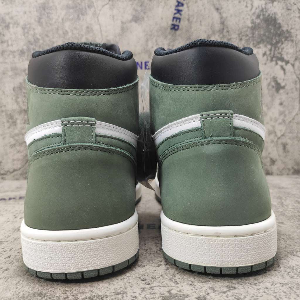Air Jordan 1 Retro High Clay Green 555088-135 