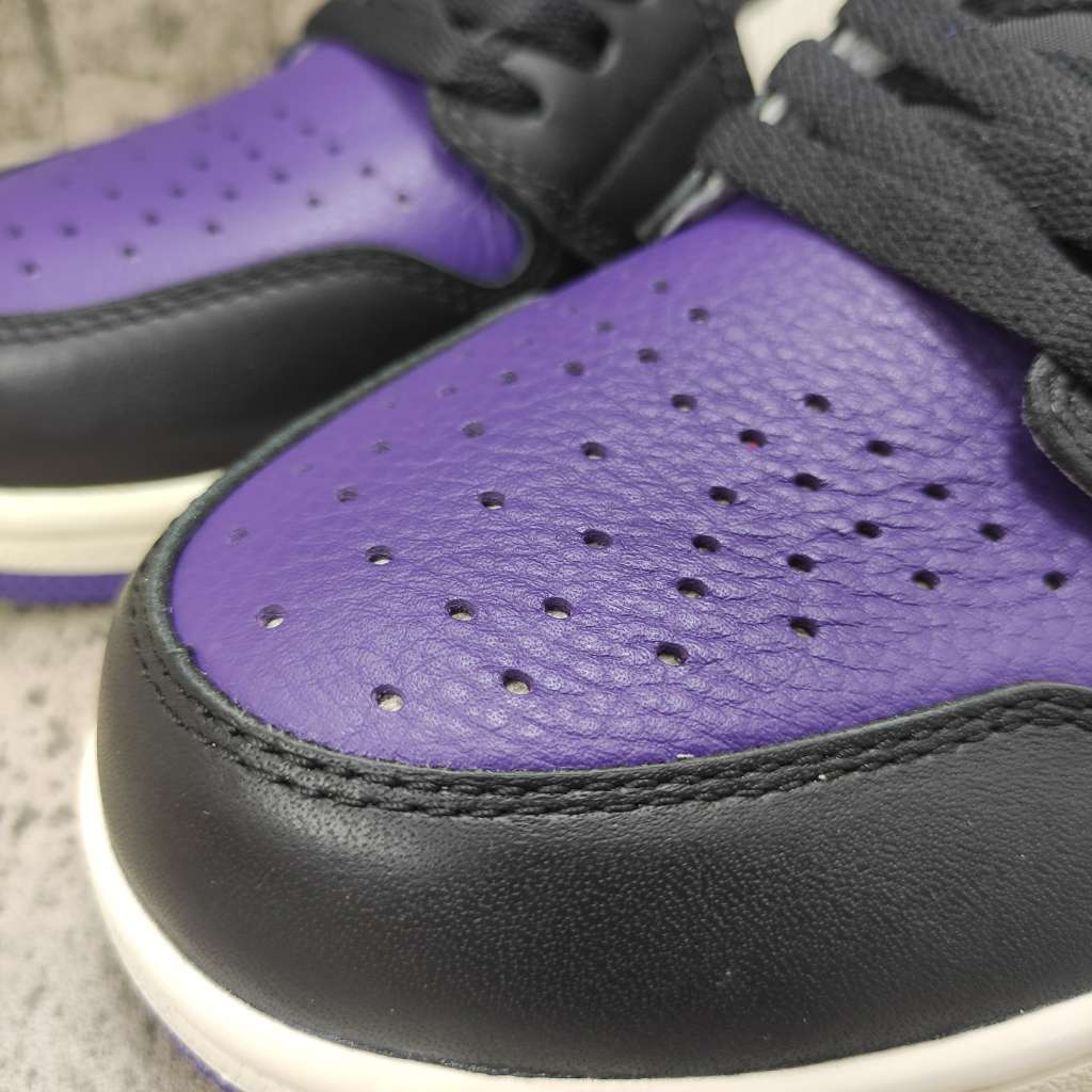 Air Jordan 1 Retro High Court Purple 555088-501