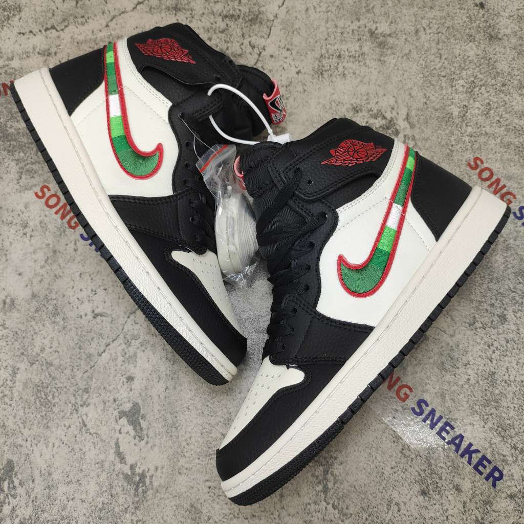 Air Jordan 1 Retro High Sports Illustrated (A Star Is Born) 555088-015