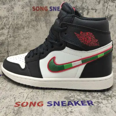 Air Jordan 1 Retro High Sports Illustrated (A Star Is Born) 555088-015 02