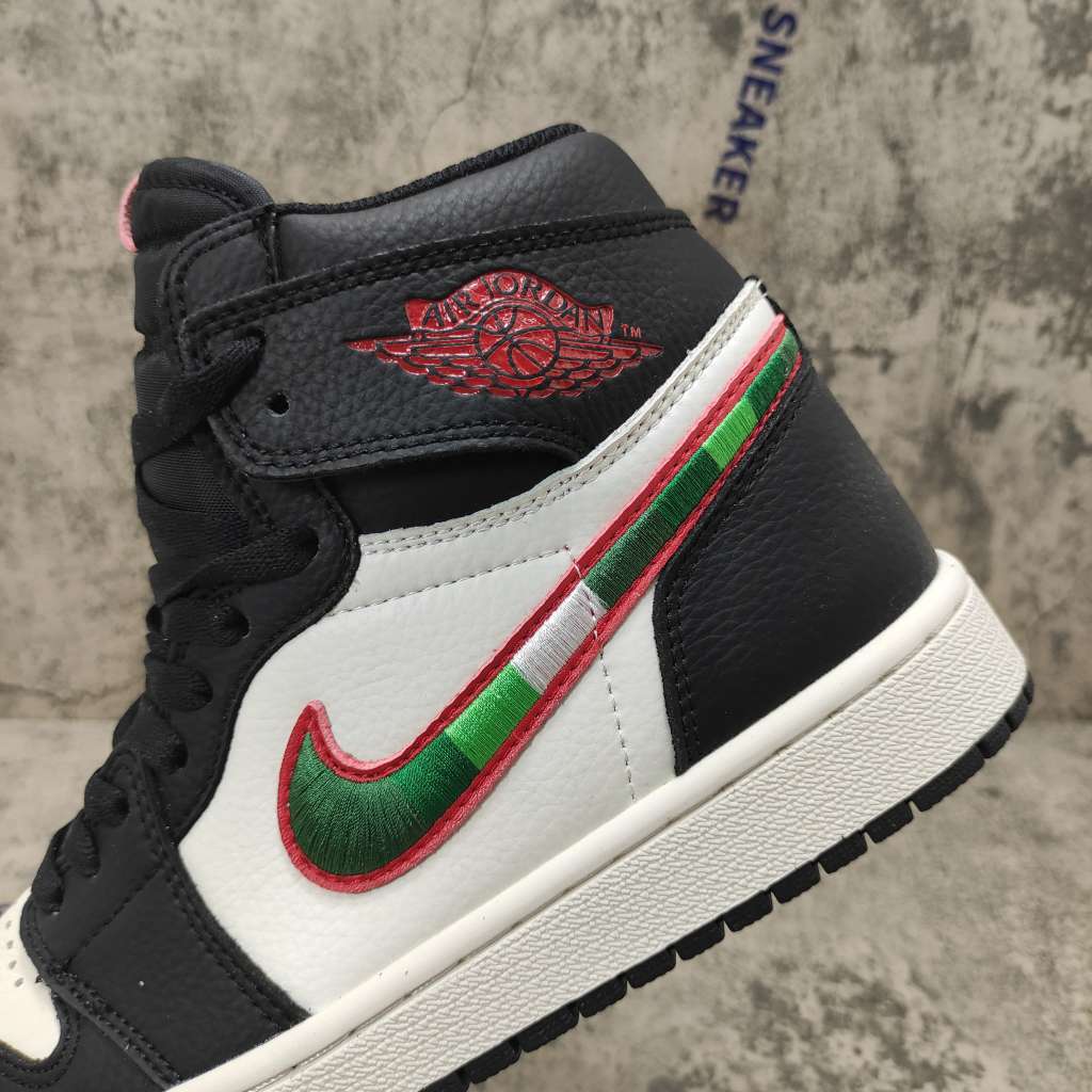 Air Jordan 1 Retro High Sports Illustrated (A Star Is Born) 555088-015