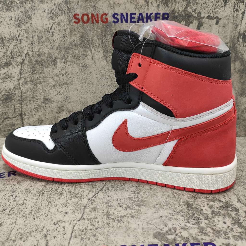 Air Jordan 1 Retro High Track Red 555088-112