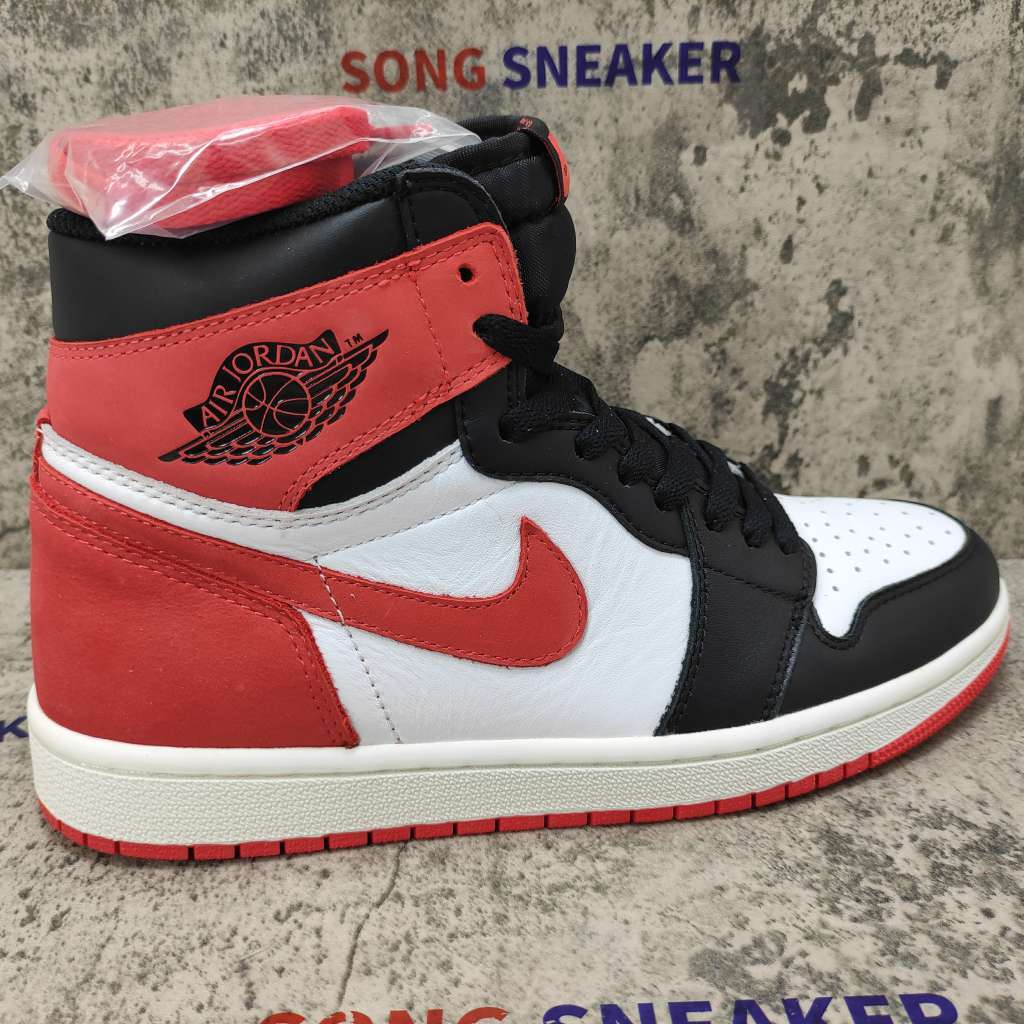 Air Jordan 1 Retro High Track Red 555088-112