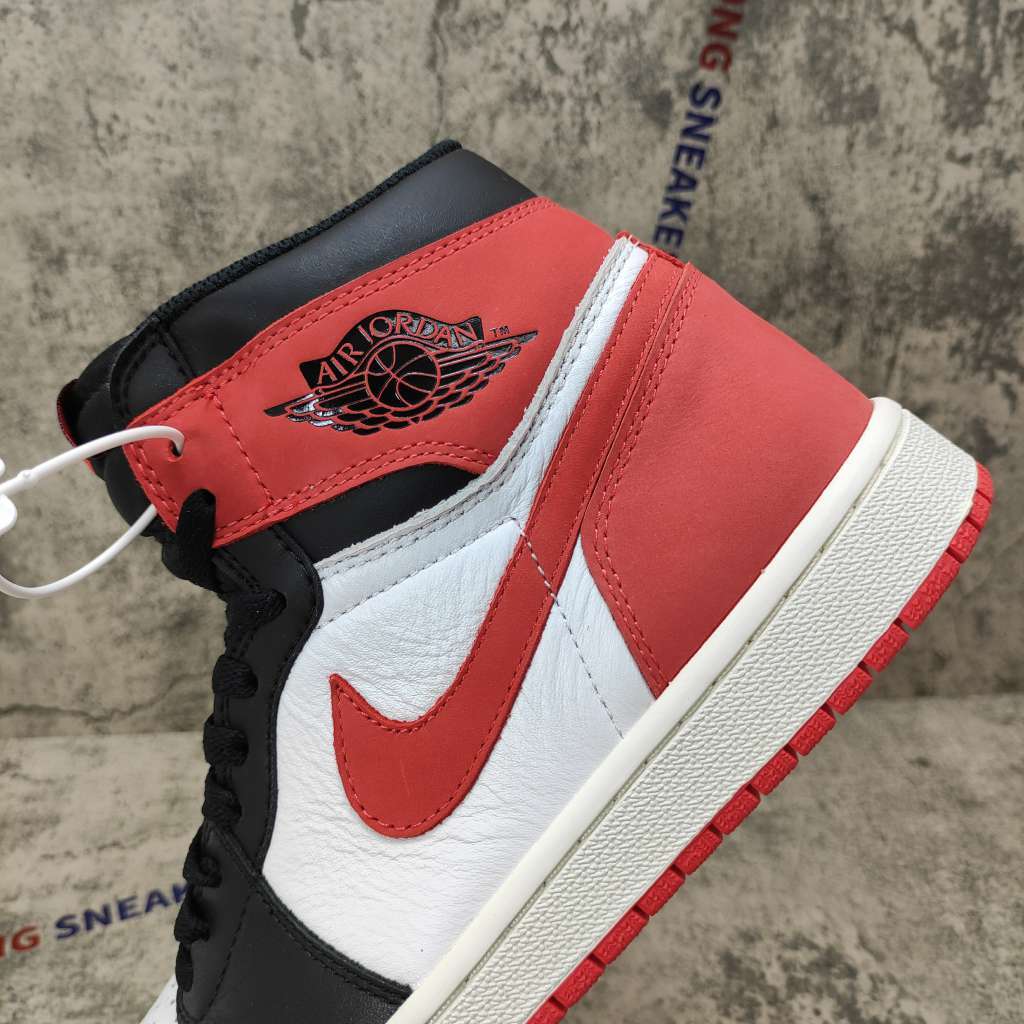 Air Jordan 1 Retro High Track Red 555088-112