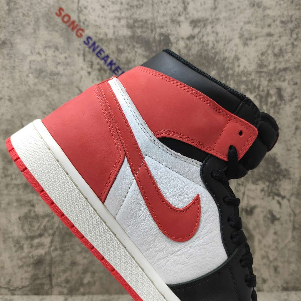 Air Jordan 1 Retro High Track Red 555088-112
