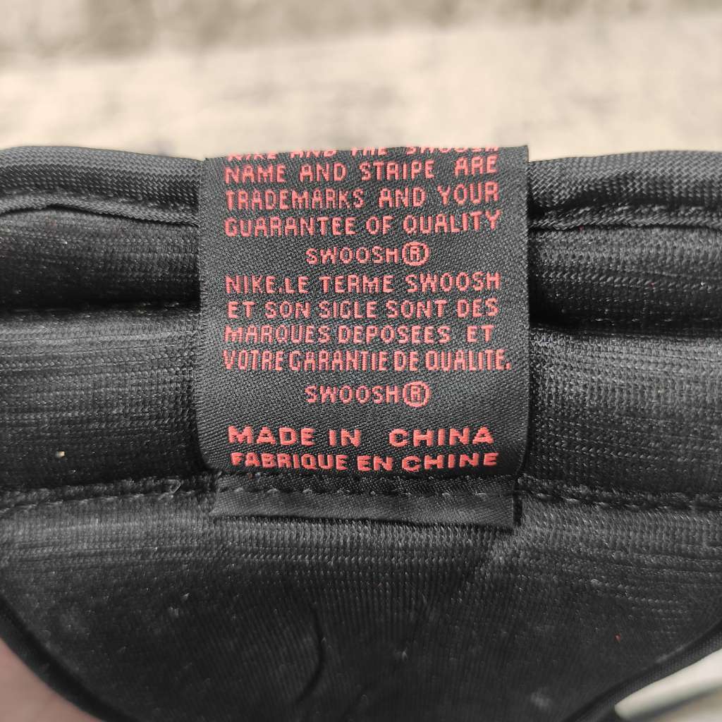 Air Jordan 1 Retro High Track Red 555088-112