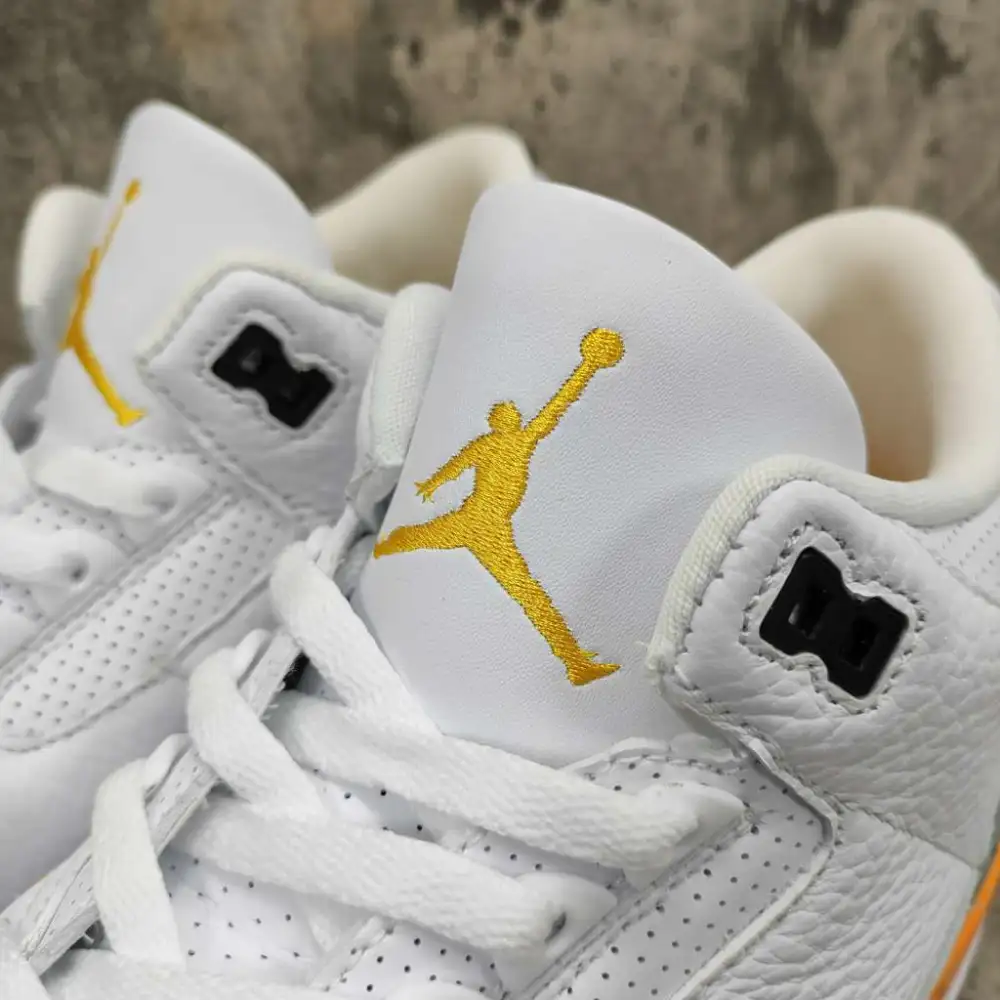 Air Jordan 3 Retro Laser Orange (W) CK9246-108