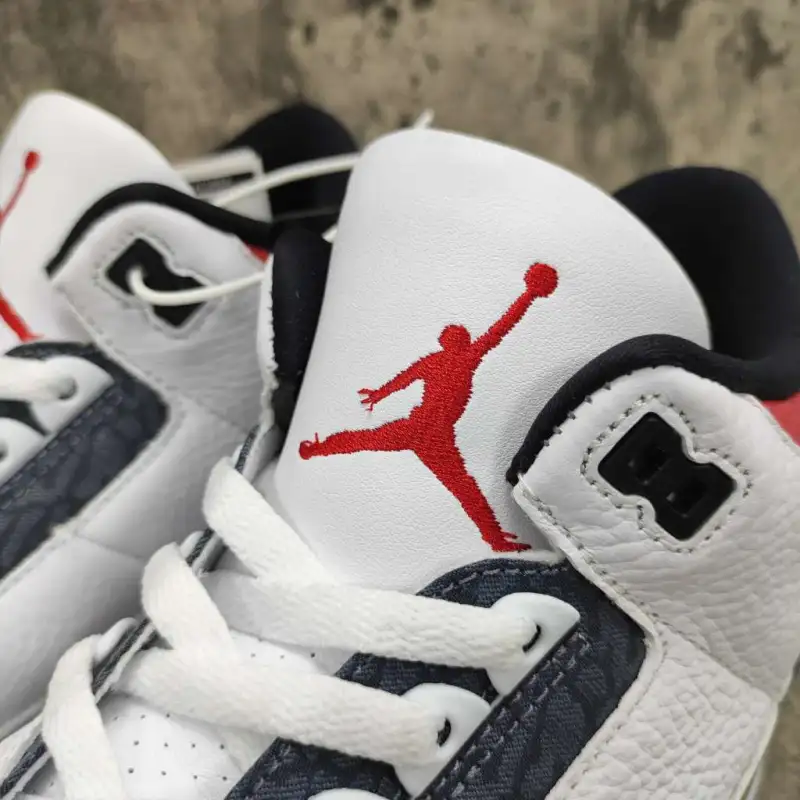 Air Jordan 3 Retro SE Fire Red Denim (2020) CZ6431-100