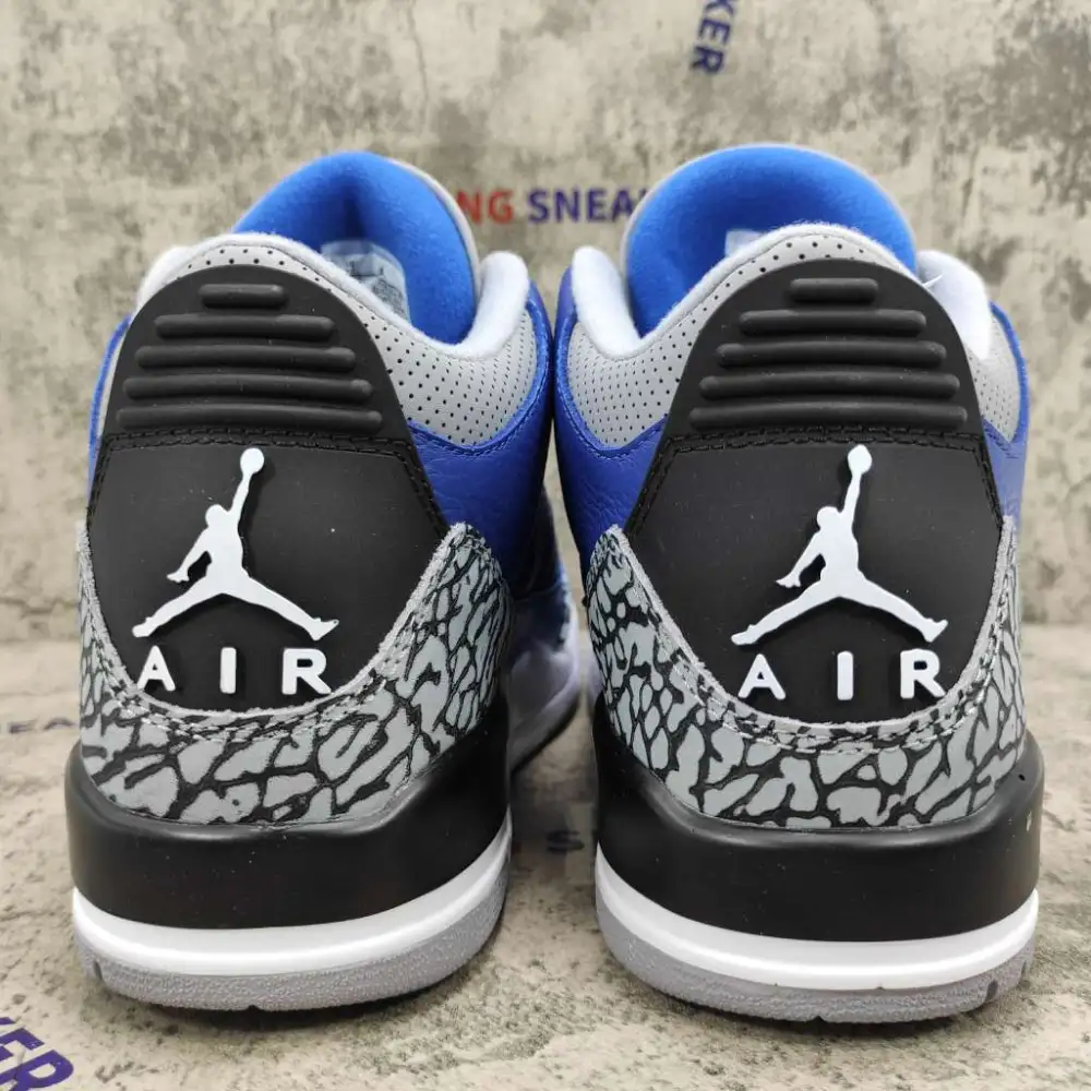 Air Jordan 3 Retro Varsity Royal Cement CT8532-400