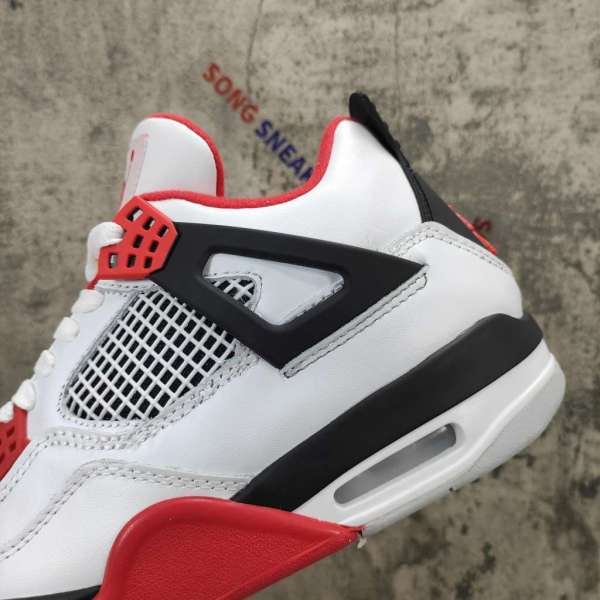 Air Jordan 4 Retro Fire Red (2012) 308497-110