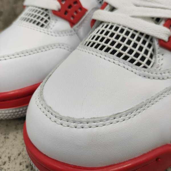Air Jordan 4 Retro Fire Red (2012) 308497-110