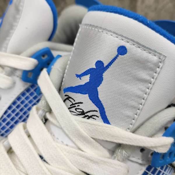 Air Jordan 4 Retro Military Blue (2012) 308497-105