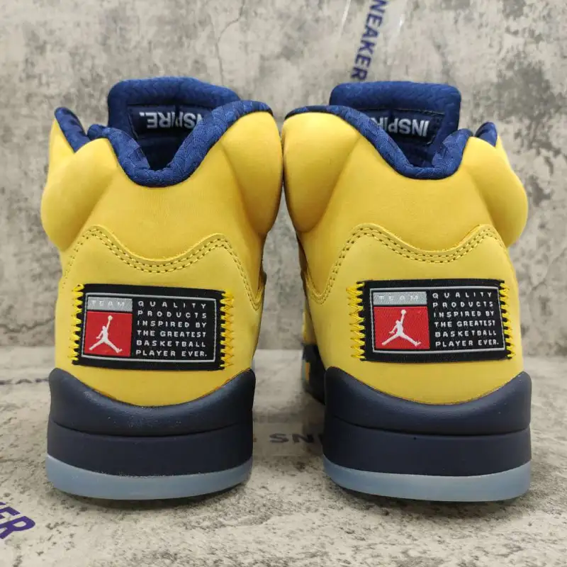 Air Jordan 5 Retro Michigan (2019) CQ9541-704