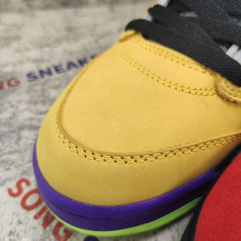 Air Jordan 5 Retro What The CZ5725-700