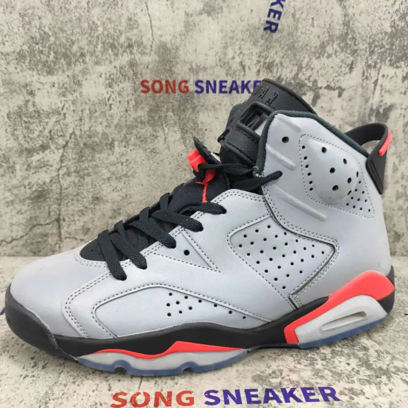 Air Jordan 6 Retro Reflections of a Champion CI4072-001