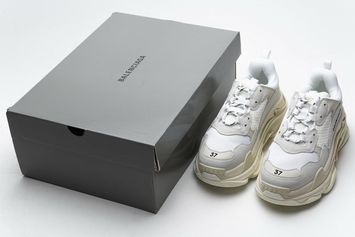 Ba*len*cia*ga triple s white 483546 w06f1 9000