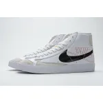 Nike Blazer Mid 77 Vintage Reverse Logo DA4651-100