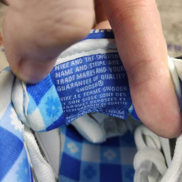 Nike Dunk SB Low Blue Lobster 313170-342