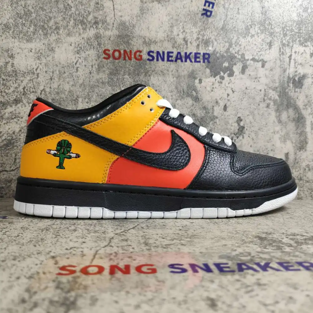 Nike Dunk SB Low Raygun 304292-803