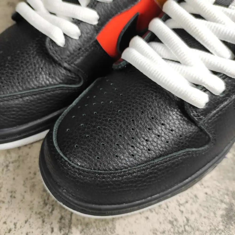 Nike Dunk SB Low Raygun 304292-803