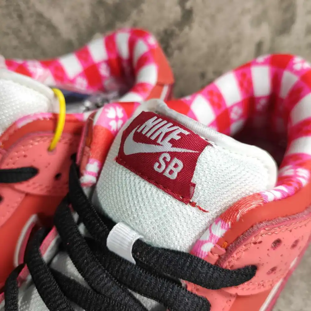 Nike Dunk SB Low Red Lobster 313170-661