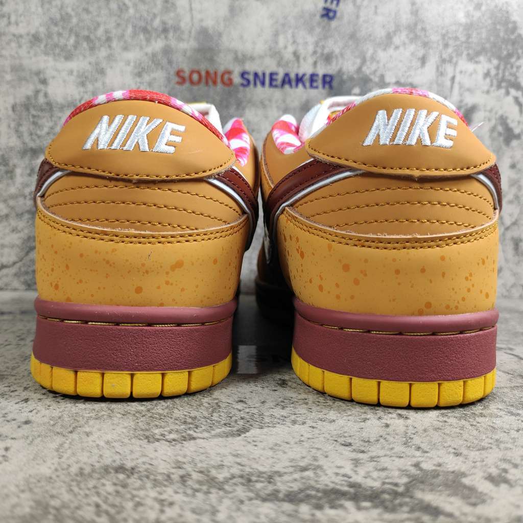 Nike Dunk SB Low Yellow Lobster 313170 137566