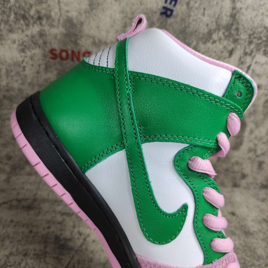 Nike SB Dunk High Invert Celtics CU7349-001