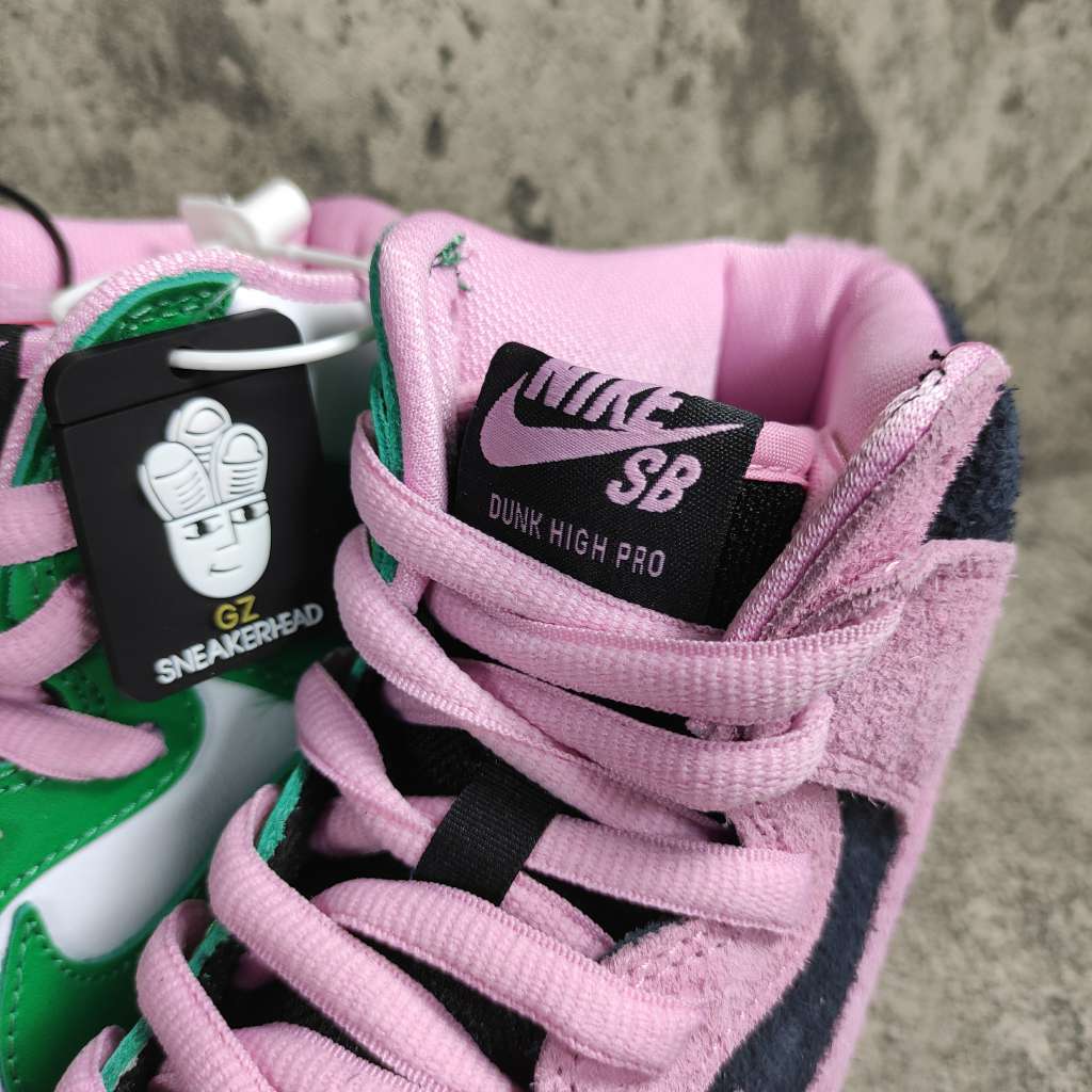 Nike SB Dunk High Invert Celtics CU7349-001