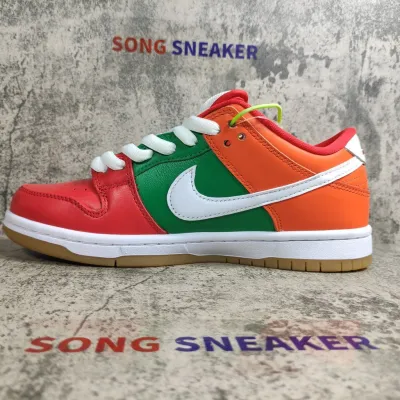 Nike SB Dunk Low 7 Eleven CZ5130-600 01