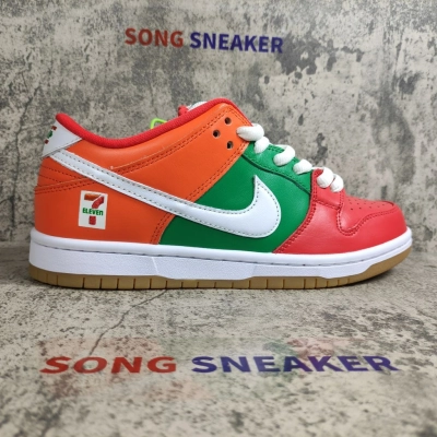 Nike SB Dunk Low 7 Eleven CZ5130-600 02