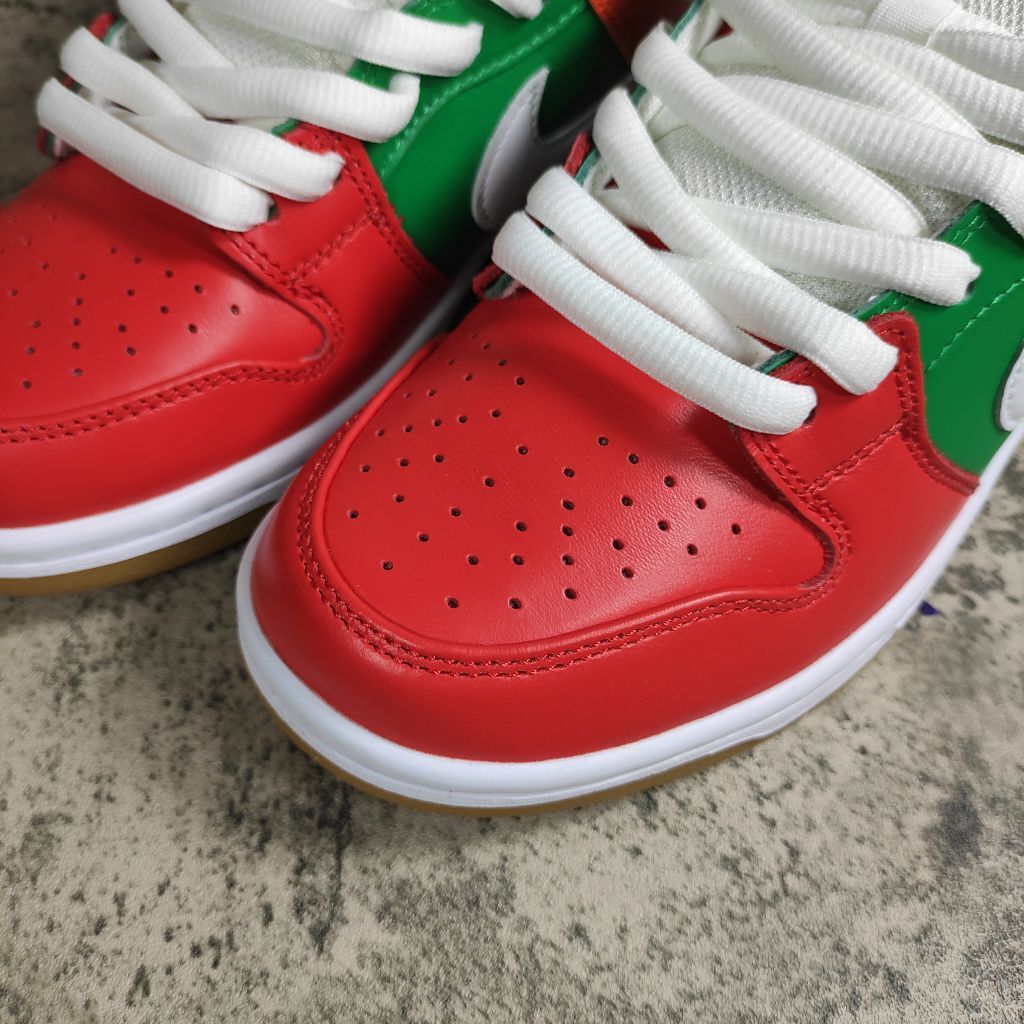 Nike SB Dunk Low 7 Eleven CZ5130-600