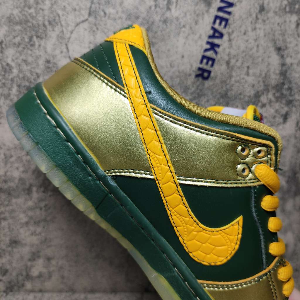 Nike SB Dunk Low Doernbecher (2018) BV8740-377