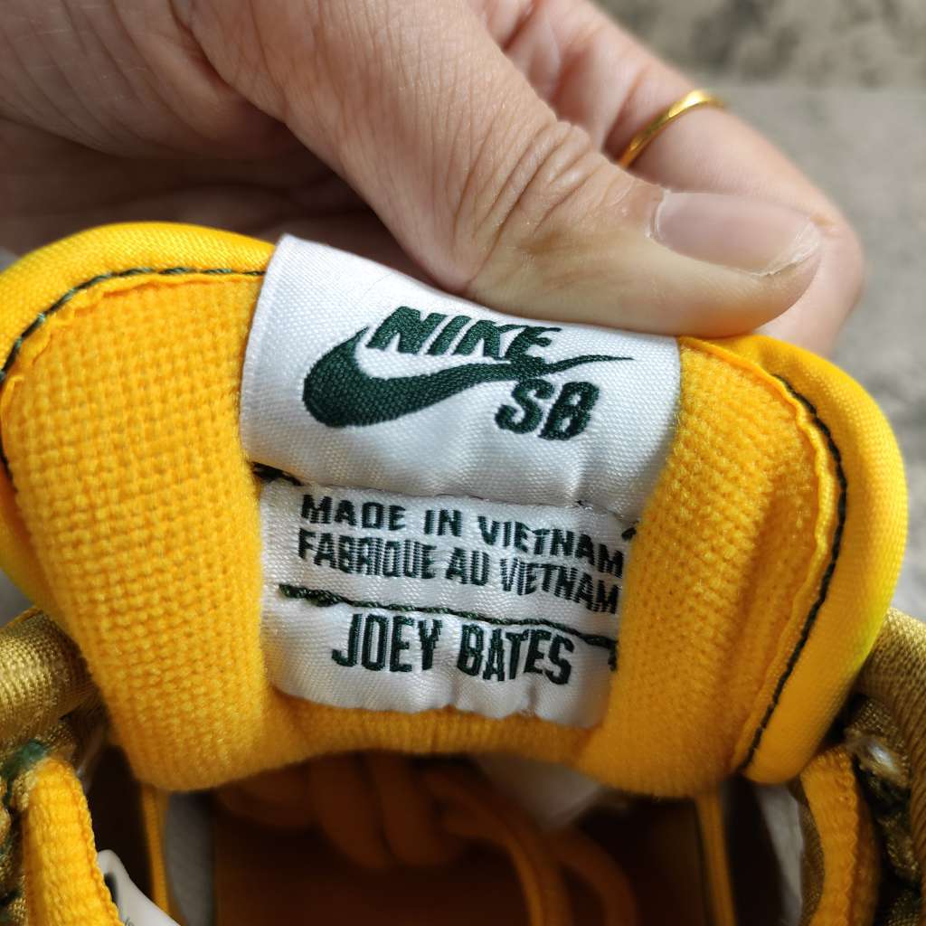 Nike SB Dunk Low Doernbecher (2018) BV8740-377