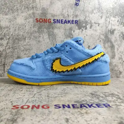 Nike SB Dunk Low Grateful Dead Bears Blue CJ5378-400 01