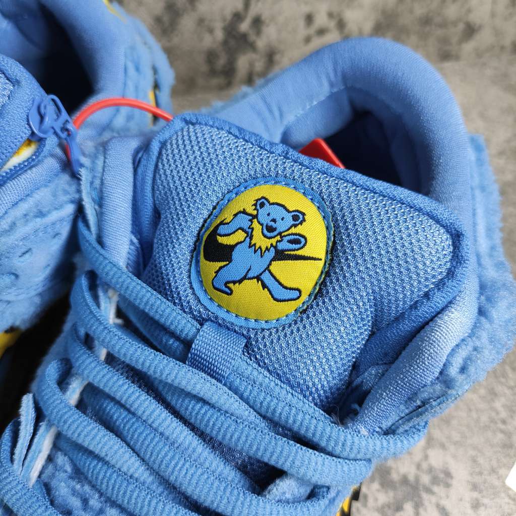 Nike SB Dunk Low Grateful Dead Bears Blue CJ5378-400
