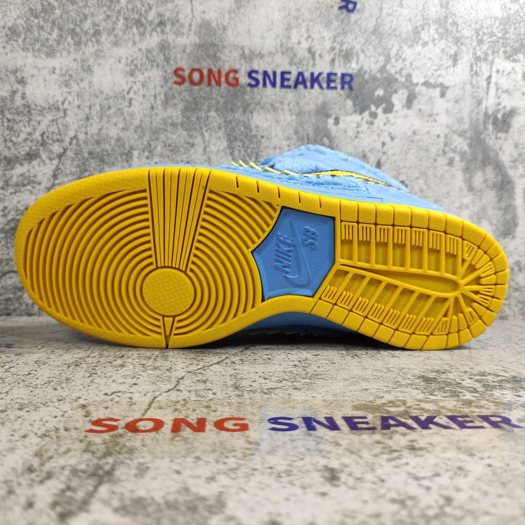 Nike SB Dunk Low Grateful Dead Bears Blue CJ5378-400